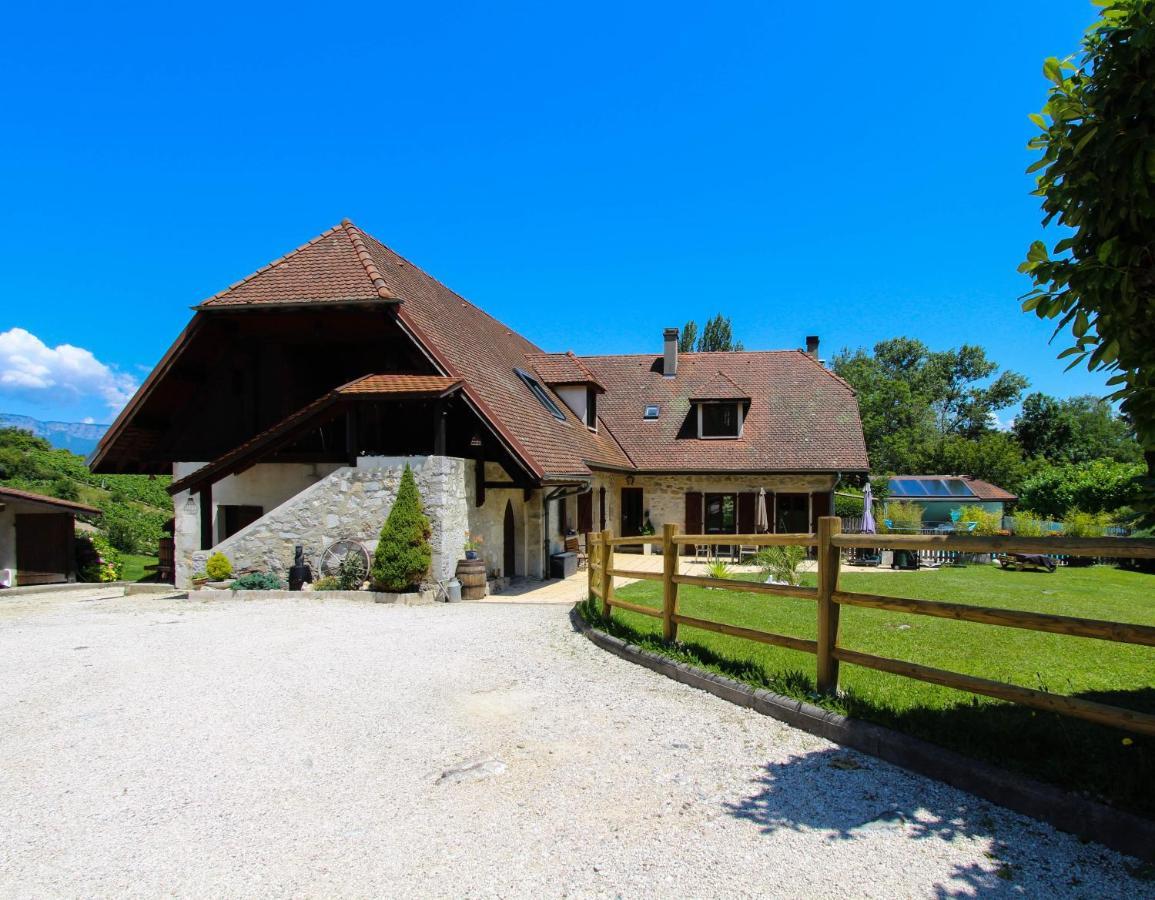 L'Etang De La Tourne Les Marches Exterior foto